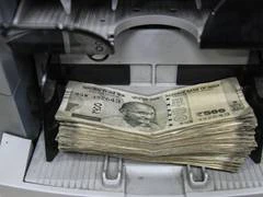 RBI की Hedging Cost छूट से FCNR ( B ) डिपॉजिट में जबरदस्त Inflows, 2013 की Initiative से मजबूत Response
